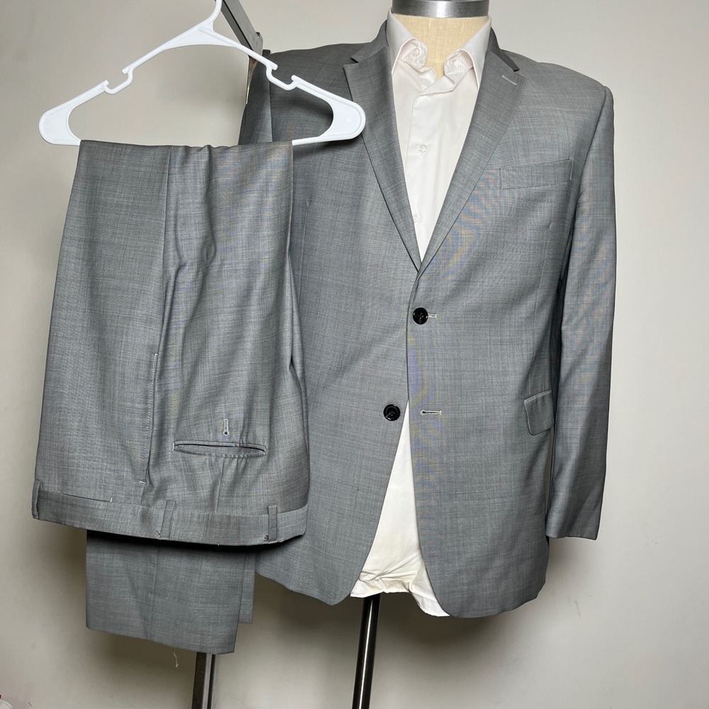 Tommy Hilfiger Suit Mens 46R 34W Grey Solid Worsted Wool 2-Button‎ Side Vent